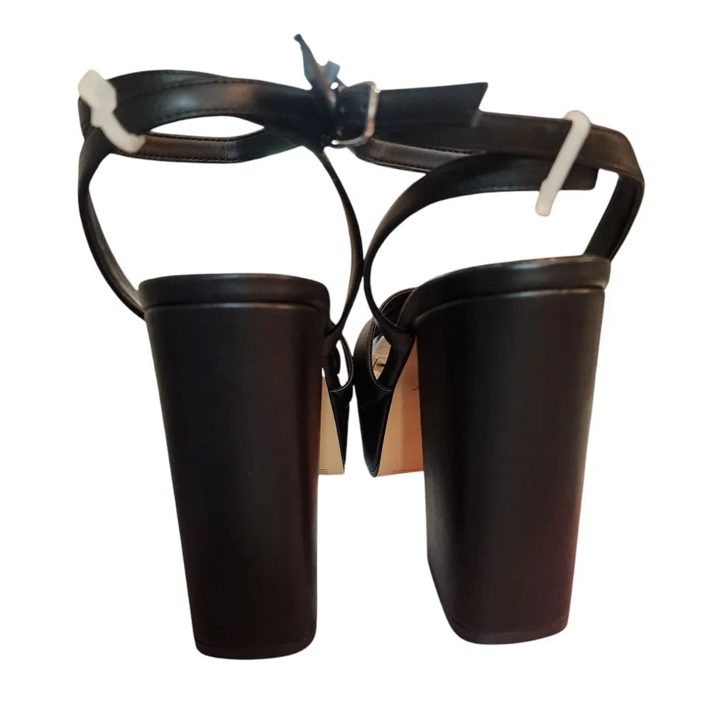 Lisa Vicky Black Leather Platform Strappy Heels Size 8.5, Nordstrom. New in box